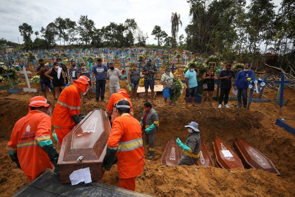 Brazil mass graves coronavirus, Jair Bolsonaro